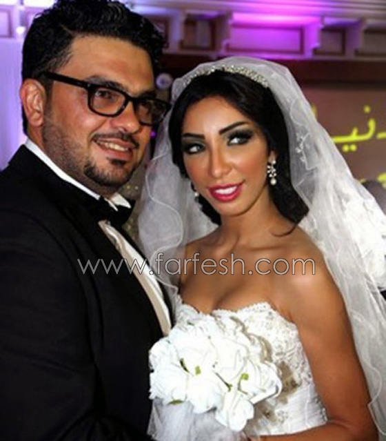 فيديو والد حلا الترك يصدم الجميع يهاجم والدته: تريدني ان اطلق دنيا بطمة! صورة رقم 4 فيديو والد حلا الترك يصدم الجميع يهاجم والدته: تريدني ان اطلق دنيا بطمة! صورة رقم 4