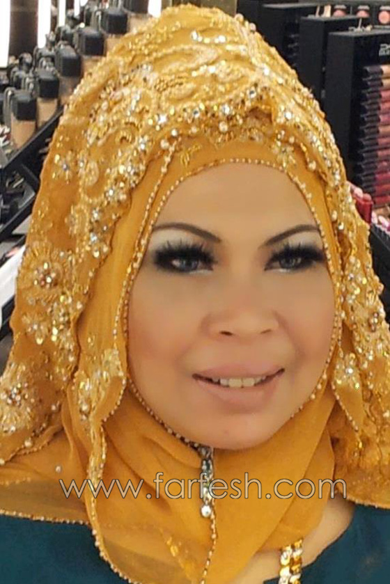 بطلة كليب (I Am Me) الراقص.. قصة ماليزية من بائعة إلى مليونيرة صورة رقم 37 بطلة كليب (I Am Me) الراقص.. قصة ماليزية من بائعة إلى مليونيرة صورة رقم 37