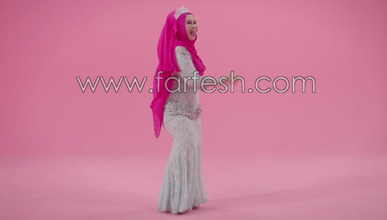 بطلة كليب (I Am Me) الراقص.. قصة ماليزية من بائعة إلى مليونيرة صورة رقم 19 بطلة كليب (I Am Me) الراقص.. قصة ماليزية من بائعة إلى مليونيرة صورة رقم 19
