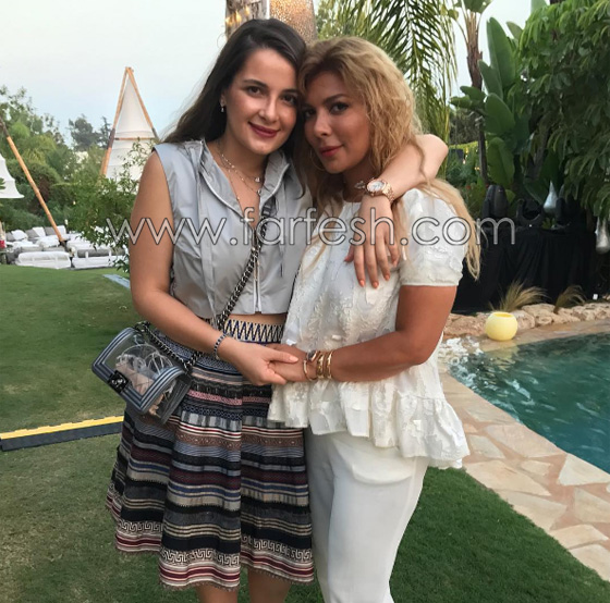 أحدث صورة للفنانة أصالة مع ابنتها شام الذهبي صورة رقم 2 أحدث صورة للفنانة أصالة مع ابنتها شام الذهبي صورة رقم 2
