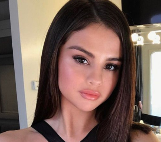 هيفاء وهبي تحتل المرتبة الرابعة عالمياً بين أجمل 10 مغنيات.. فمن في المرتبة الاولى؟ صورة رقم 7 هيفاء وهبي تحتل المرتبة الرابعة عالمياً بين أجمل 10 مغنيات.. فمن في المرتبة الاولى؟ صورة رقم 7