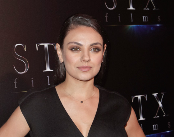 نجوم ابطال خاطروا بحياتهم لانقاذ الغير: احمد السقا، كيت وينسلت وتوم هانكس صورة رقم 8 نجوم ابطال خاطروا بحياتهم لانقاذ الغير: احمد السقا، كيت وينسلت وتوم هانكس صورة رقم 8
