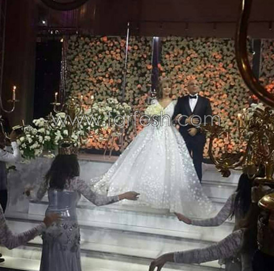 صور وفيديو من حفل زفاف الفنانة المغربية جنات على محامي مصري صورة رقم 7 صور وفيديو من حفل زفاف الفنانة المغربية جنات على محامي مصري صورة رقم 7