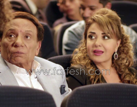 مادلين طبر غاضبة من عادل امام والزعيم يداعب مذيعة محجبة.. بالفيديو صورة رقم 1 مادلين طبر غاضبة من عادل امام والزعيم يداعب مذيعة محجبة.. بالفيديو صورة رقم 1