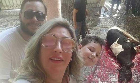 صور فنانين مع خروف العيد منهم محمد رمضان، الراقصة دينا والشحرورة صورة رقم 7 صور فنانين مع خروف العيد منهم محمد رمضان، الراقصة دينا والشحرورة صورة رقم 7