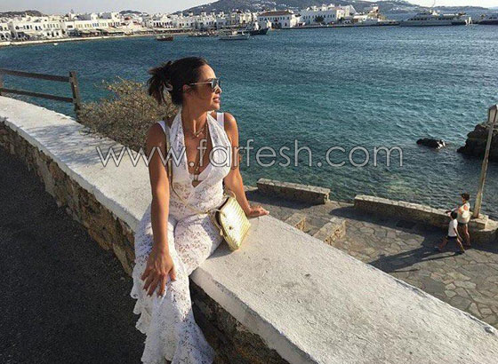 صور صادمة: نجوم الفن على طبيعتهم بدون مكياج على الشاطئ! صورة رقم 7 صور صادمة: نجوم الفن على طبيعتهم بدون مكياج على الشاطئ! صورة رقم 7