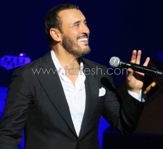 هابي بيرثدي للقيصر العراقي.. فيديو كاظم الساهر يحتفل بعيد ميلاده الـ 60 صورة رقم 1 هابي بيرثدي للقيصر العراقي.. فيديو كاظم الساهر يحتفل بعيد ميلاده الـ 60 صورة رقم 1