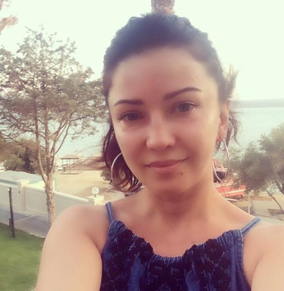 جمال مطربة أوكرانية حسناء يتسبب بتوقيفها في مطار تركيا! صور صورة رقم 5 جمال مطربة أوكرانية حسناء يتسبب بتوقيفها في مطار تركيا! صور صورة رقم 5