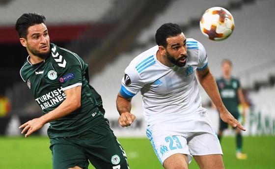 علاقة باميلا اندرسون وحبيبها المغربي عادل رامي تتصدر الصحف العالمية! صورة رقم 10 علاقة باميلا اندرسون وحبيبها المغربي عادل رامي تتصدر الصحف العالمية! صورة رقم 10