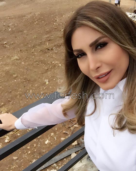 فيديو ساخر يكشف تطابق فيديو كليب يارا الجديد مع اعلان دعائي صورة رقم 19 فيديو ساخر يكشف تطابق فيديو كليب يارا الجديد مع اعلان دعائي صورة رقم 19