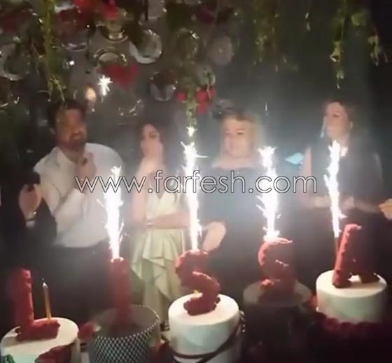 اليسا ترقص في عيد ميلادها على انغام عاصي الحلاني بحضور حبيبها.. فيديو صورة رقم 1 اليسا ترقص في عيد ميلادها على انغام عاصي الحلاني بحضور حبيبها.. فيديو صورة رقم 1