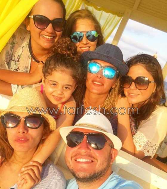 بالصور.. أجمل اللقطات المميزة لمشاهير عرب أنجبوا توائم صورة رقم 6 بالصور.. أجمل اللقطات المميزة لمشاهير عرب أنجبوا توائم صورة رقم 6