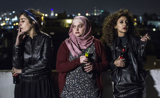 بر بحر.. فيلم فلسطيني واجهت مخرجته تهديدات قتل وحملات مقاطعة لهذه الاسباب..!!! صورة رقم 1 بر بحر.. فيلم فلسطيني واجهت مخرجته تهديدات قتل وحملات مقاطعة لهذه الاسباب..!!! صورة رقم 1