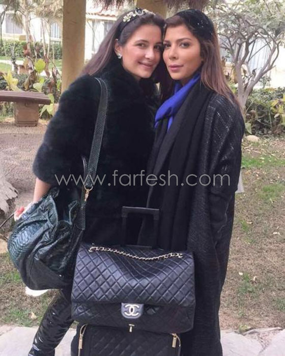 بالصور.. الفنانة أصالة وابنتها شام وثروة شنط يد بآلاف الدولارات! صورة رقم 13 بالصور.. الفنانة أصالة وابنتها شام وثروة شنط يد بآلاف الدولارات! صورة رقم 13
