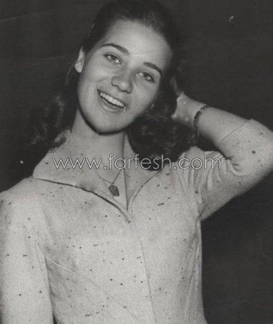 قارنوا بين صور نجمات الخمسينيات ونجمات اليوم، أيهن كانت اطلالتها أجمل؟ صورة رقم 19 قارنوا بين صور نجمات الخمسينيات ونجمات اليوم، أيهن كانت اطلالتها أجمل؟ صورة رقم 19