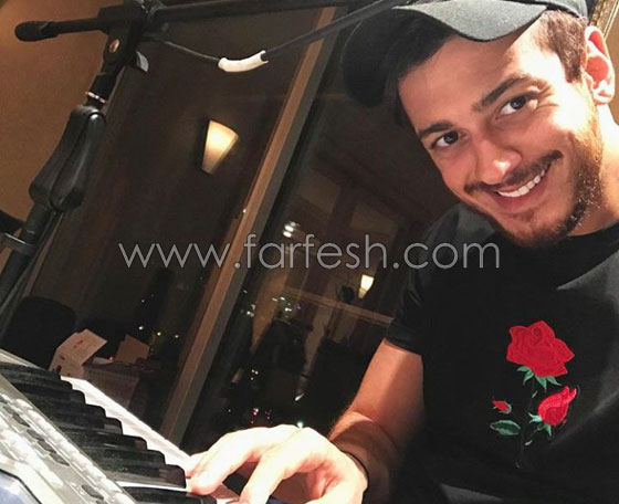 صورة سعد المجرد تثير التساؤلات: لماذا يزين شعره بأكسسوار نسائي؟ صورة رقم 6 صورة سعد المجرد تثير التساؤلات: لماذا يزين شعره بأكسسوار نسائي؟ صورة رقم 6