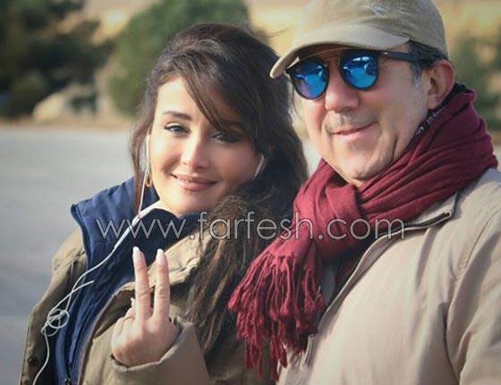 فيديو الفنانة كندا حنا تزور الجنود السوريين ويغنون لها (يا آل عيسى) صورة رقم 7 فيديو الفنانة كندا حنا تزور الجنود السوريين ويغنون لها (يا آل عيسى) صورة رقم 7