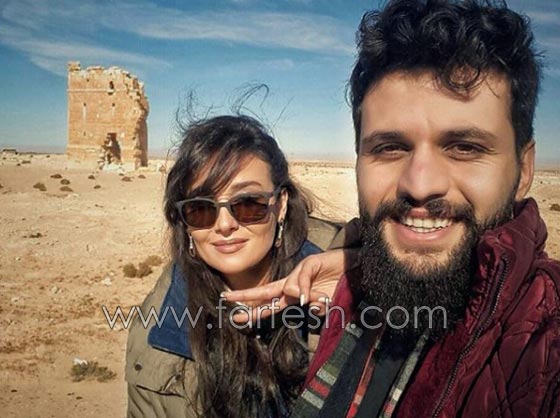 فيديو الفنانة كندا حنا تزور الجنود السوريين ويغنون لها (يا آل عيسى) صورة رقم 5 فيديو الفنانة كندا حنا تزور الجنود السوريين ويغنون لها (يا آل عيسى) صورة رقم 5