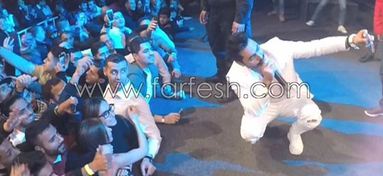 بالفيديو تامر حسني ينسحب من حفله في عمان بعد شجار وفوضى ومحاولة اعتداء صورة رقم 1 بالفيديو تامر حسني ينسحب من حفله في عمان بعد شجار وفوضى ومحاولة اعتداء صورة رقم 1