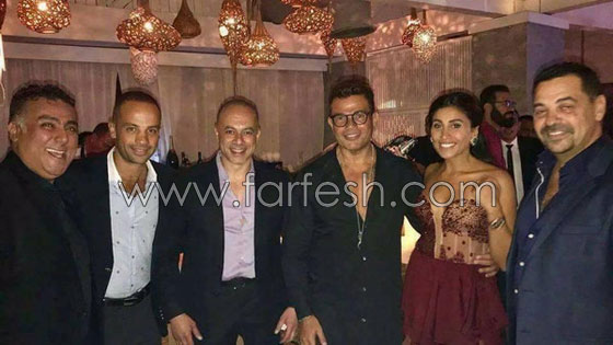 بالصور: خبيرة تجميل تفجّر مفاجأة تثبت علاقة عمرو دياب ودينا الشربيني صورة رقم 5 بالصور: خبيرة تجميل تفجّر مفاجأة تثبت علاقة عمرو دياب ودينا الشربيني صورة رقم 5