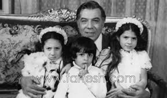 أبرز 10 مشاهير وفنانين انجبوا بنات فقط.. شاهدوا صورهم مع بناتهم صورة رقم 12 أبرز 10 مشاهير وفنانين انجبوا بنات فقط.. شاهدوا صورهم مع بناتهم صورة رقم 12