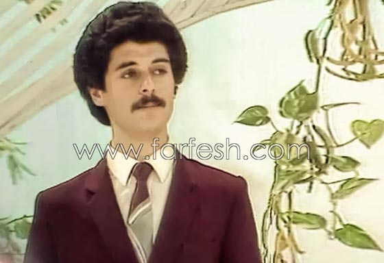 فيديو نادر: راغب علامة في بداياته بالشعر المجعد الطويل.. لن تعرفه صورة رقم 1 فيديو نادر: راغب علامة في بداياته بالشعر المجعد الطويل.. لن تعرفه صورة رقم 1