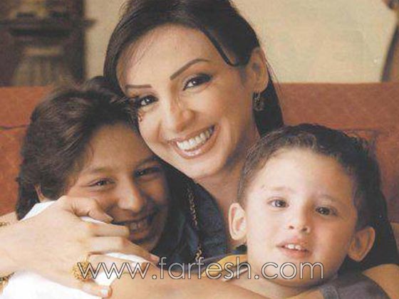 صور فنانات مطلقات يقمن بدور الأم والأب لابنائهن.. صورة رقم 20 صور فنانات مطلقات يقمن بدور الأم والأب لابنائهن.. صورة رقم 20