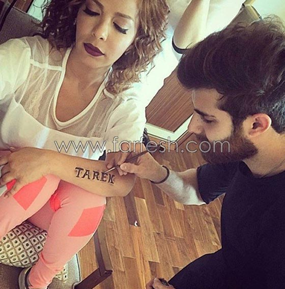 صور فنانين سوريين نقشوا التاتو على أجسادهم.. أي وشم أجرأ؟ صورة رقم 8 صور فنانين سوريين نقشوا التاتو على أجسادهم.. أي وشم أجرأ؟ صورة رقم 8