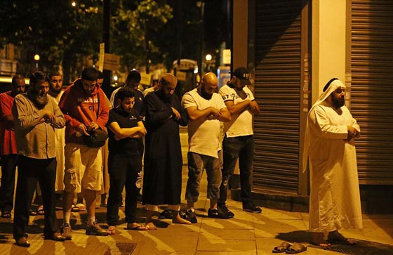 السجن المؤبد لمنفذ هجوم دهس جمع المصلين قرب مسجد لندن صورة رقم 8