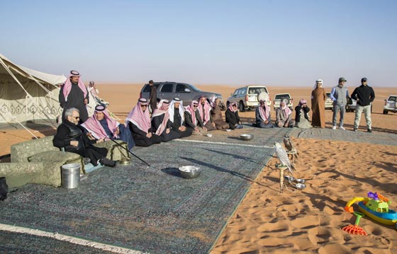 بالصور: بعد الافراج عن الوليد بن طلال.. ماذا كانت أول تغريدة له؟ صورة رقم 5