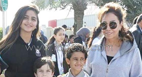 وأخيرا.. حلا الترك وجدتها تلتقي والدها وشقيقتها غزل ابنة دنيا بطمة صورة رقم 3 وأخيرا.. حلا الترك وجدتها تلتقي والدها وشقيقتها غزل ابنة دنيا بطمة صورة رقم 3