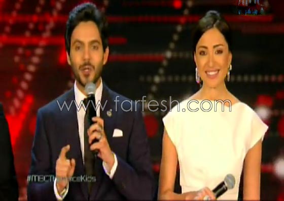 بالفيديو: تامر حسني يحرق نتيجة ذا فويس كيدز قبل إعلانها ويهنئ حمزة لبيض صورة رقم 1 بالفيديو: تامر حسني يحرق نتيجة ذا فويس كيدز قبل إعلانها ويهنئ حمزة لبيض صورة رقم 1