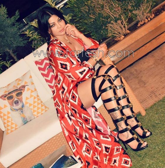 صور هيفاء وهبي ومي عز الدين بنفس الفستان، الفرق كبير بينهما! صورة رقم 15 صور هيفاء وهبي ومي عز الدين بنفس الفستان، الفرق كبير بينهما! صورة رقم 15