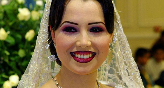 كيف يحتفل العرسان العرب بفرحة عمرهم في يوم الزفاف؟ صورة رقم 2