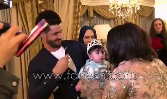 فيديو: طفلة ترتعب من الفنانة أحلام في الكواليس.. ردّ فعلها مضحك صورة رقم 1 فيديو: طفلة ترتعب من الفنانة أحلام في الكواليس.. ردّ فعلها مضحك صورة رقم 1