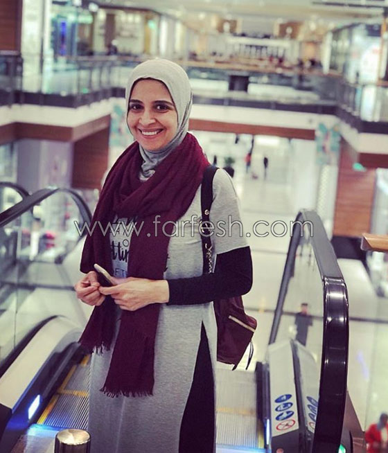 هل تراجعت الفنانة المحجبة حنان ترك عن قرار الاعتزال؟ صورة رقم 2