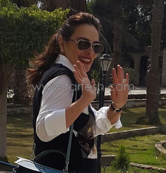 لأول مرة، شريهان تكشف عن وجهها كاملا بعد اصابتها بالسرطان، بالفيديو صورة رقم 2 لأول مرة، شريهان تكشف عن وجهها كاملا بعد اصابتها بالسرطان، بالفيديو صورة رقم 2