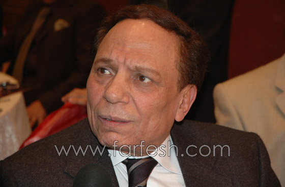 محمد عادل امام: اخاف من والدي في هذه اللحظات ولهذا لا اشاركه التمثيل! صورة رقم 7 محمد عادل امام: اخاف من والدي في هذه اللحظات ولهذا لا اشاركه التمثيل! صورة رقم 7