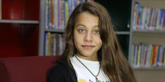 فيديو الطفلة الفلسطينية جنى جهاد تهزم جنود الاحتلال واسرائيل تصنفها (اخطر من عهد التميمي) صورة رقم 2