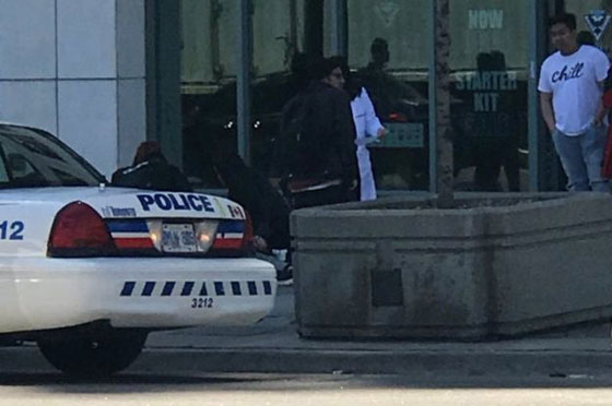25 شخص بين قتيل وجريح في حادث دهس في تورونتو صورة رقم 2