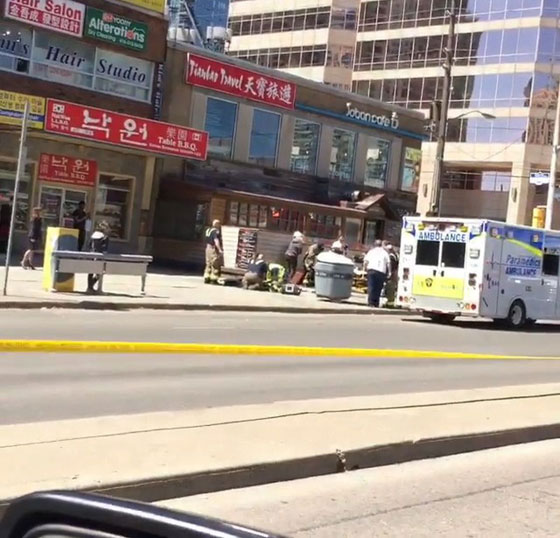 25 شخص بين قتيل وجريح في حادث دهس في تورونتو صورة رقم 10