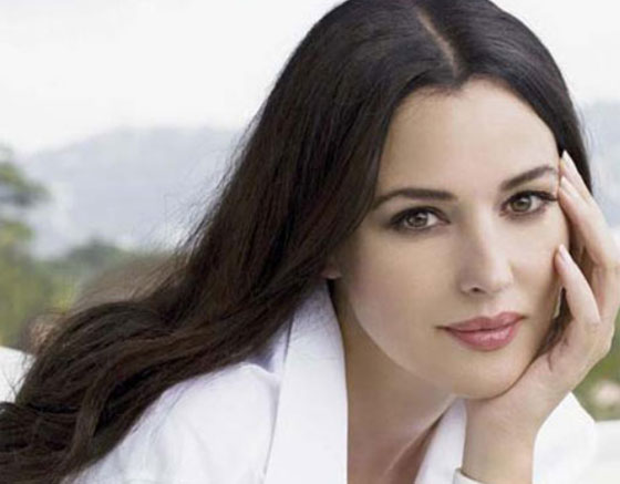صور نجمات عالميات وعربيات تجاوزن الـ 50 عاما ولا يزلن جميلات ورشيقات صورة رقم 10 صور نجمات عالميات وعربيات تجاوزن الـ 50 عاما ولا يزلن جميلات ورشيقات صورة رقم 10