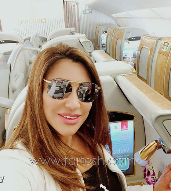 صورة سيلفي نجوى كرم في الطائرة ليست سيلفي! فهل خدعت جمهورها؟ صورة رقم 1 صورة سيلفي نجوى كرم في الطائرة ليست سيلفي! فهل خدعت جمهورها؟ صورة رقم 1