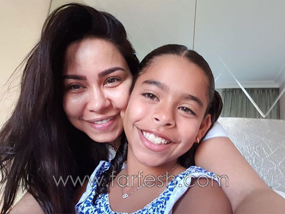 صورة شيرين عبد الوهاب بدون مكياج مع ابنتها.. سيلفي والشبة بينهما كبير صورة رقم 2 صورة شيرين عبد الوهاب بدون مكياج مع ابنتها.. سيلفي والشبة بينهما كبير صورة رقم 2