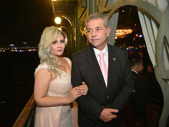 بعد عقد القران: فيديو يكشف خيانة توفيق عكاشة لزوجته مع حياة الدرديري صورة رقم 4 بعد عقد القران: فيديو يكشف خيانة توفيق عكاشة لزوجته مع حياة الدرديري صورة رقم 4