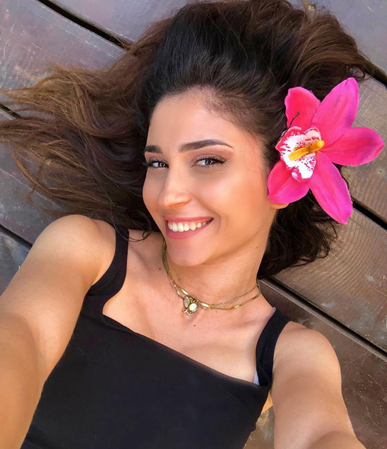  فيديو الفلسطينية لينا مخول في اغنية كتبتها لانريكي ايغليسياس ثم استردّتها منه! صورة رقم 5
