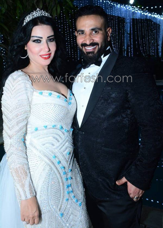 صور: فنانات تزوجن رجال أصغر سنا: صباح، شاكيرا، مي كساب وسعاد حسني صورة رقم 7