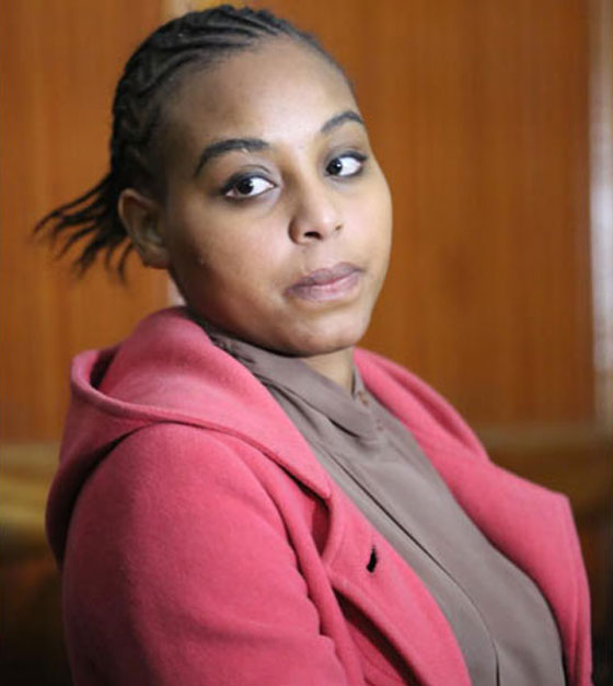 محكمة كينية تحكم على ملكة جمال بالإعدام لقتلها حبيبها بطعنه 25 مرة! صورة رقم 11