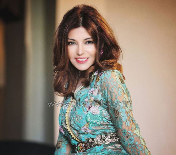 هل هذه صور سميرة سعيد؟ التاتو يغطي صدرها والجمهور يشبهها بعمرو دياب! صورة رقم 5