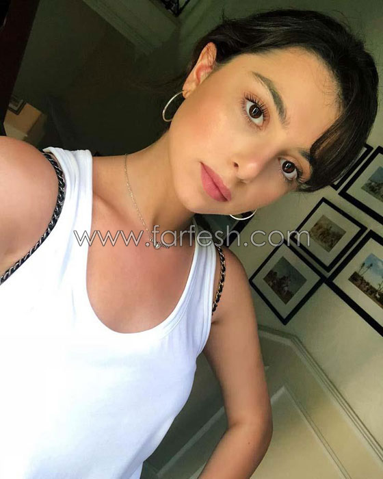صور النجوم في آخر 24 ساعة: نوال بالهوت شورت وسيلفي ماريتا صورة رقم 5 صور النجوم في آخر 24 ساعة: نوال بالهوت شورت وسيلفي ماريتا صورة رقم 5